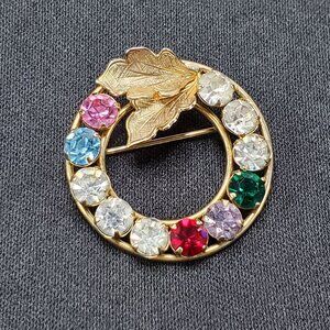 Vintage 12 Kt GF Mothers Wreath Brooch With Multicolor Rhinestones & Leaf Accent